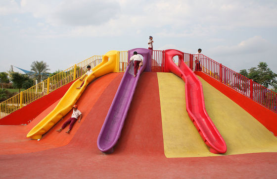 Piste de course en caoutchouc EPDM sur mesure avec une absorption supérieure des chocs et une excellente résistance aux intempéries