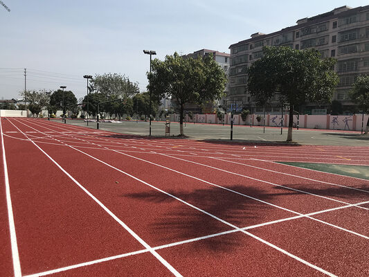Piste de course en caoutchouc EPDM résistant aux UV, épaisseur 13-25mm, avec système élastique multi-poreux
